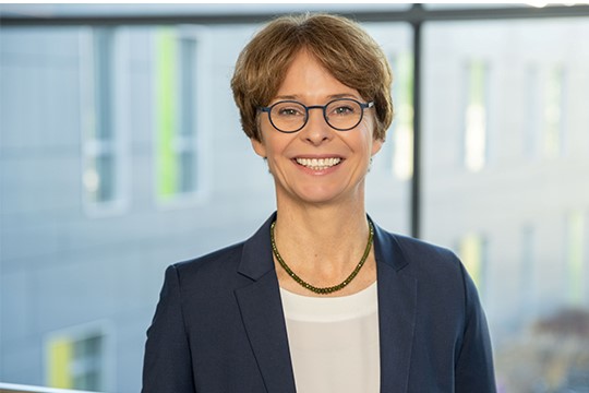 Prof. Alexandra Philipsen Prof. Alexandra Philipsen